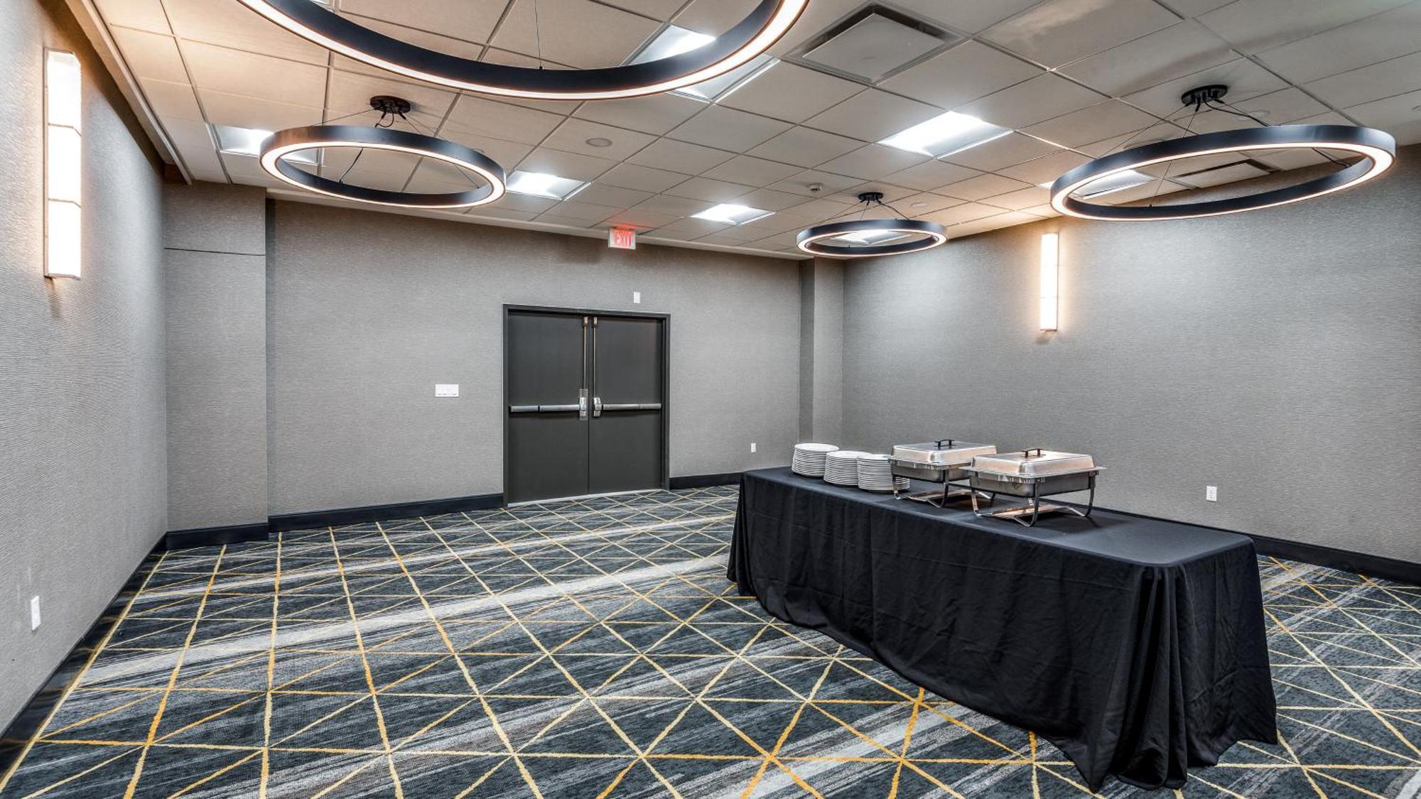 Holiday Inn Dallas Market Ctr Love Field By Ihg エクステリア 写真