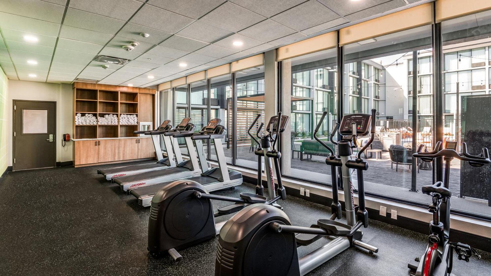 Holiday Inn Dallas Market Ctr Love Field By Ihg エクステリア 写真